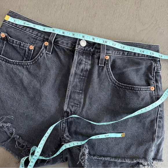 LEVI’S 501 Black Cutoff Jean Shorts Distressed Button Fly Size 30 - Picture 9 of 12